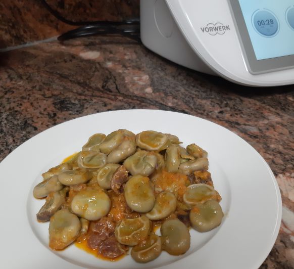 HABAS CON JAMON Y SOBRASADA